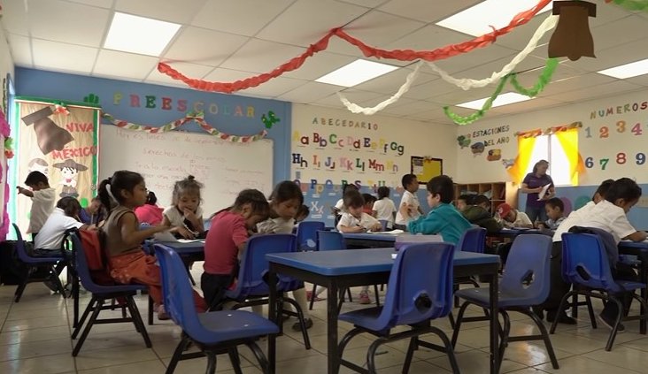 educación de niños inmigrantes