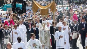 papa xvi