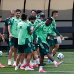 Javier Aguirre sorprende a la afición durante la primera práctica oficial de la Copa del Mundo