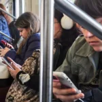 ¡Trámites express! Izzi y Movistar registrarán líneas sin pedir autorización de CURP