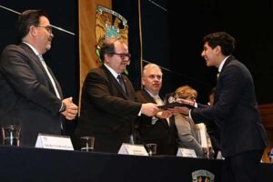 unam