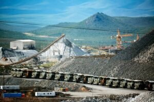 Inegi caída producción minerometalúrgica