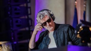 Muere Kavinsky
