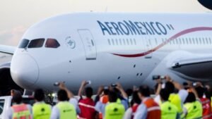 Sobrecargos Aeroméxico contrato huelga 