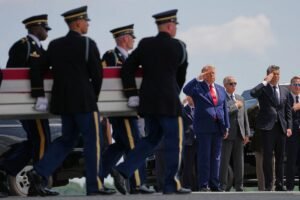 Trump restos soldados caídos