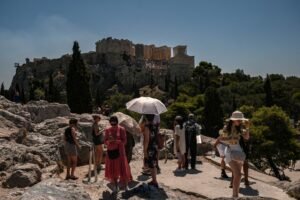 Apuñalan turistas extranjeros Atenas