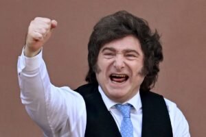 decreto Milei extranjeros odio