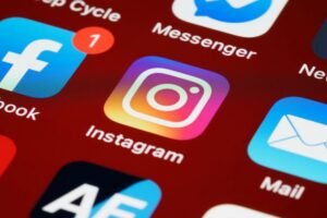 restriccion de redes a menores