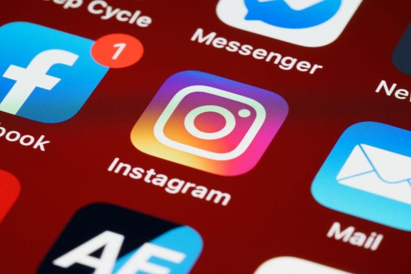 restriccion de redes a menores