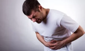 util-e-interesante-dolor-estomago-sintomas-que-pueden-indicar-algo-peligroso-n370647-696x418-576529