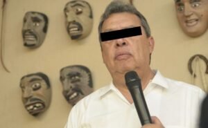 Ángel Aguirre comparece FGR