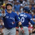 Los Blue Jays enfrentan a los Cubs en juego reprogramado buscando el comodín