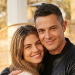 Romance en alta mar: Alejandro Sanz y stephanie cayo disfrutan de Ibiza
