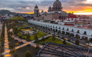 Toluca se hunde