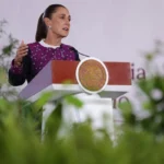 Claudia Sheinbaum califica como exagerado el presupuesto del INE para 2027